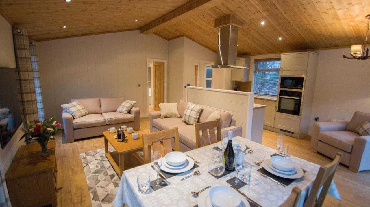 Llyn Brenig Lodge Betws-y-Coed Exterior photo